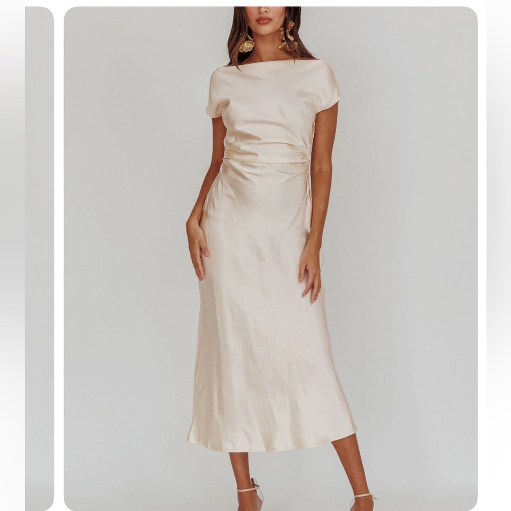 Selfie Leslie - loveland cap sleeve cowl back midi dress, small, ivory color.